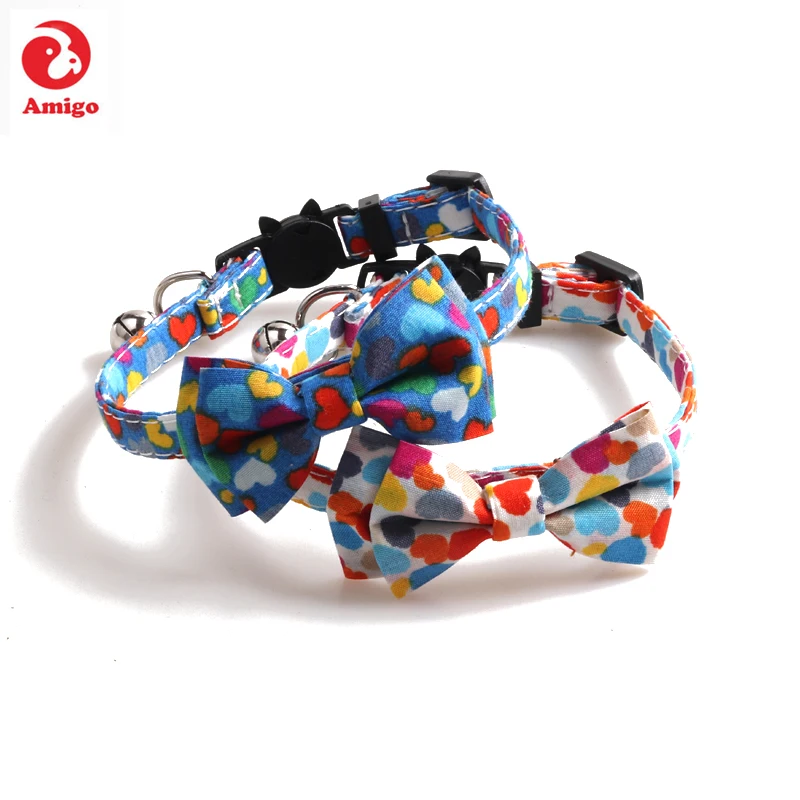 Amigo wholesale new design fashion cute pet supplies custom safety breakaway buckle velvet bow tie cat collar, Show as picture or custom
Amigo wholesale new design fashion cute pet supplies custom safety breakaway buckle velvet bow tie cat collar, Show as picture or custom
