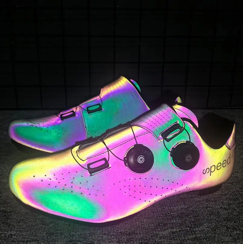 2020 new fashion non-slip light and colorful reflective cycling shoes, Colorful, silver
2020 new fashion non-slip light and colorful reflective cycling shoes, Colorful, silver