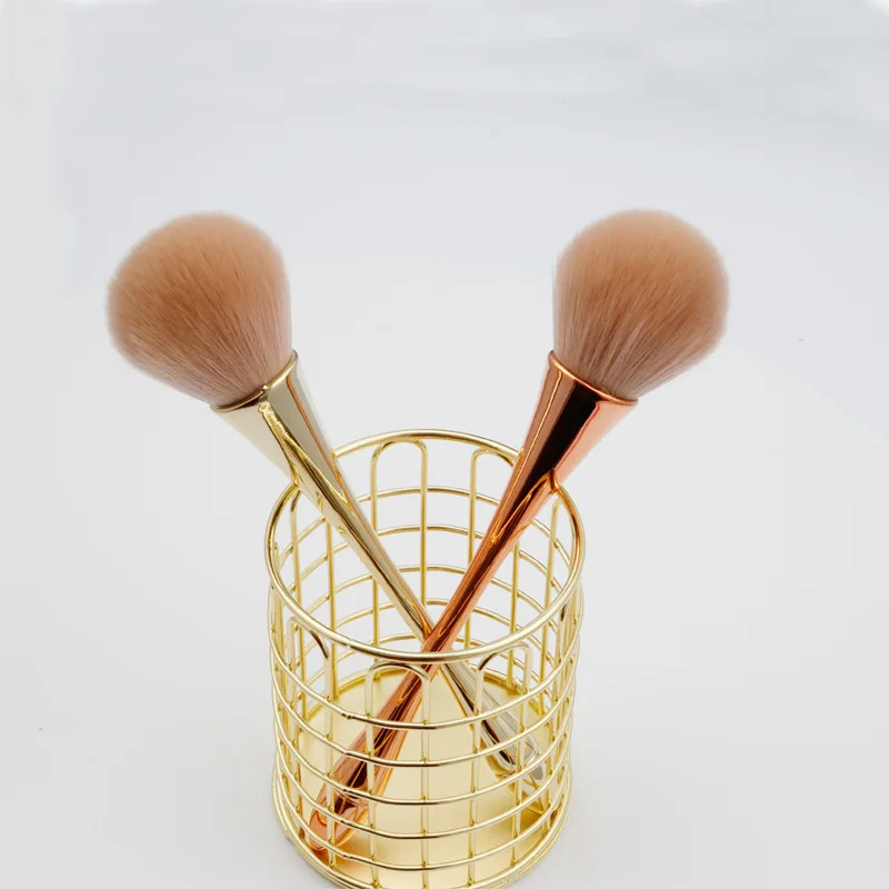 New Fashion Rose Golden Big Wooden Handle Kabuki Makeup Powder Brush Maquiagem Makeup Blush Brush
New Fashion Rose Golden Big Wooden Handle Kabuki Makeup Powder Brush Maquiagem Makeup Blush Brush
