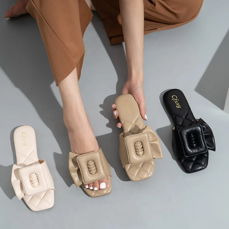 Sandals and slippers Women's embroidery thread sandals All-match Outer wear women's slippers, Pink,red,white,and black
Sandals and slippers Women's embroidery thread sandals All-match Outer wear women's slippers, Pink,red,white,and black