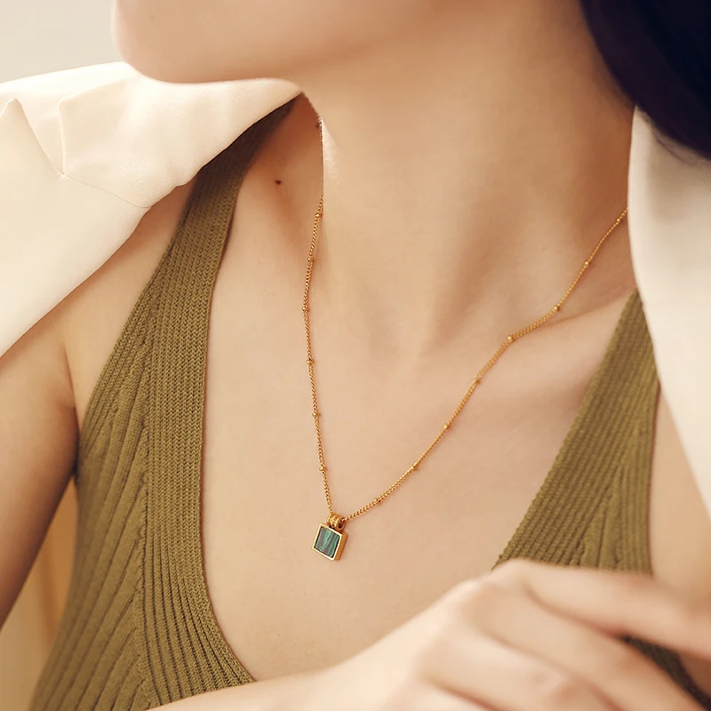 Custom Fashion Vintage Stainless Steel Green Stone Malachite Pendant Necklaces Jewelry for Ladies, Pvd gold plated
Custom Fashion Vintage Stainless Steel Green Stone Malachite Pendant Necklaces Jewelry for Ladies, Pvd gold plated