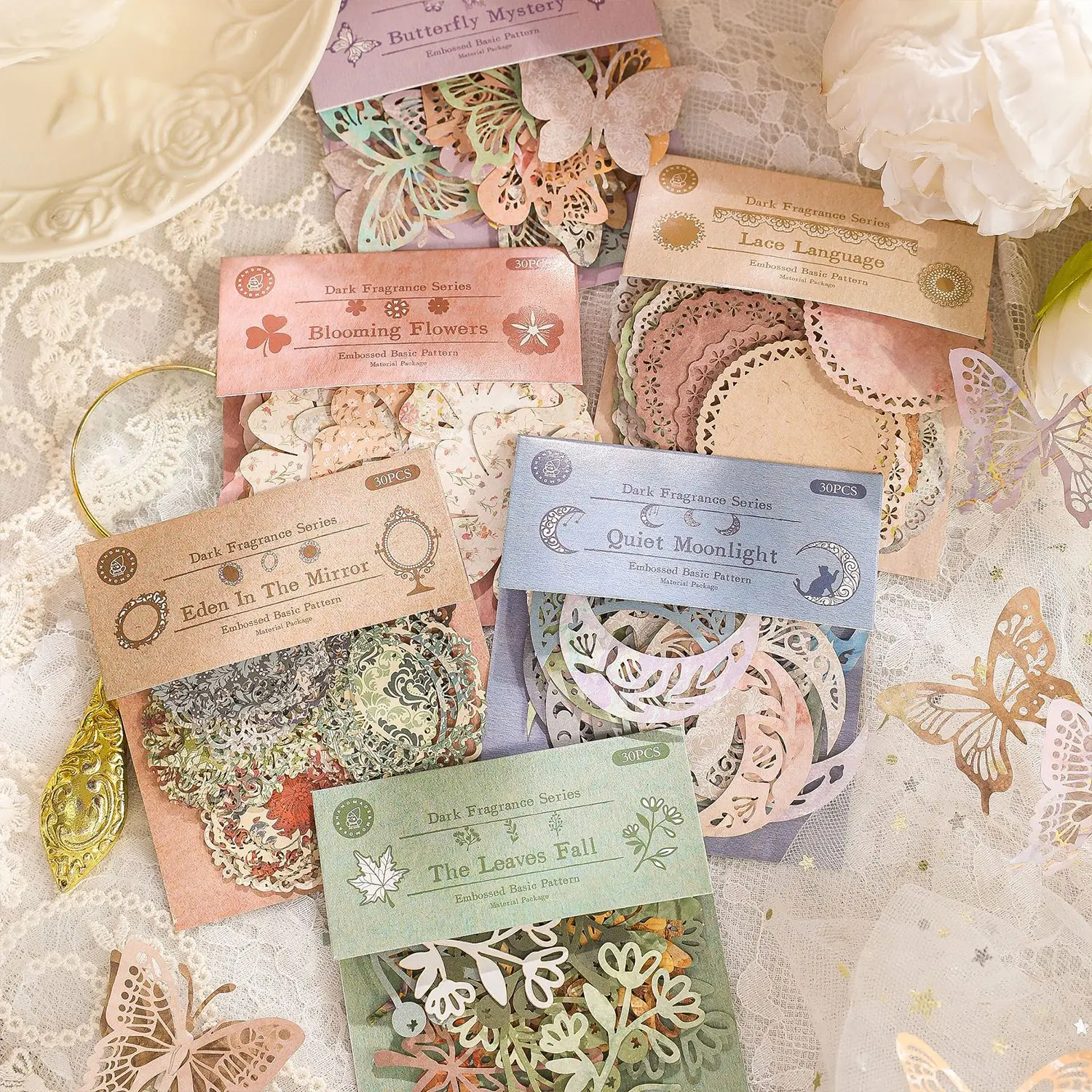30pcs/pack Embossed pattern material Paper Hidden Fragrance and Scarce Shadow Light Vintage Journal Diy Decorative Base 6 Models
30pcs/pack Embossed pattern material Paper Hidden Fragrance and Scarce Shadow Light Vintage Journal Diy Decorative Base 6 Models