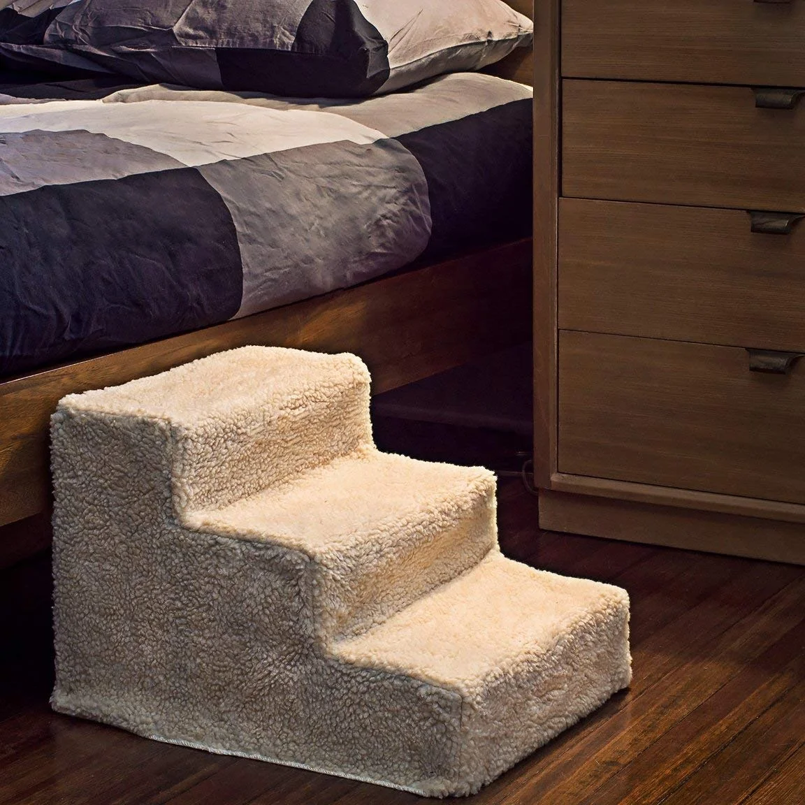 Wholesale Pet Furniture Folding Stairs Durable 3 Steps Foldable Pet Bed Stairs Dog Ladder
Wholesale Pet Furniture Folding Stairs Durable 3 Steps Foldable Pet Bed Stairs Dog Ladder