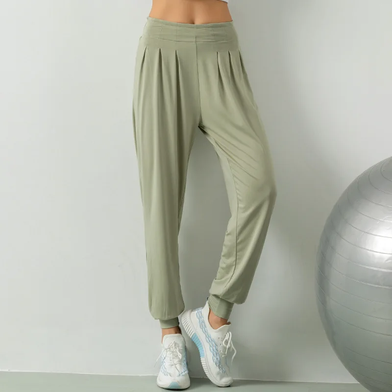 New Sports Style Manufacturer Elastic Waist Side Pockets Thin Fitness Women Jogger, Nude
New Sports Style Manufacturer Elastic Waist Side Pockets Thin Fitness Women Jogger, Nude