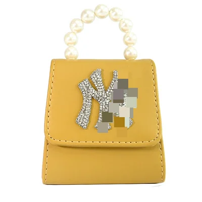 2021 Hot Women Jelly Bags Fashion Hand Bags Luxury Purse Sell Bags For Girls And Ladies
2021 Hot Women Jelly Bags Fashion Hand Bags Luxury Purse Sell Bags For Girls And Ladies
