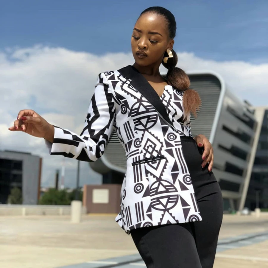 Nibber K21C05536 Asymmetric Design Geometric Graphic Printed Single Long Sleeves Cool High Streetwear Jacket Women's Fashion Top, Black
Nibber K21C05536 Asymmetric Design Geometric Graphic Printed Single Long Sleeves Cool High Streetwear Jacket Women's Fashion Top, Black