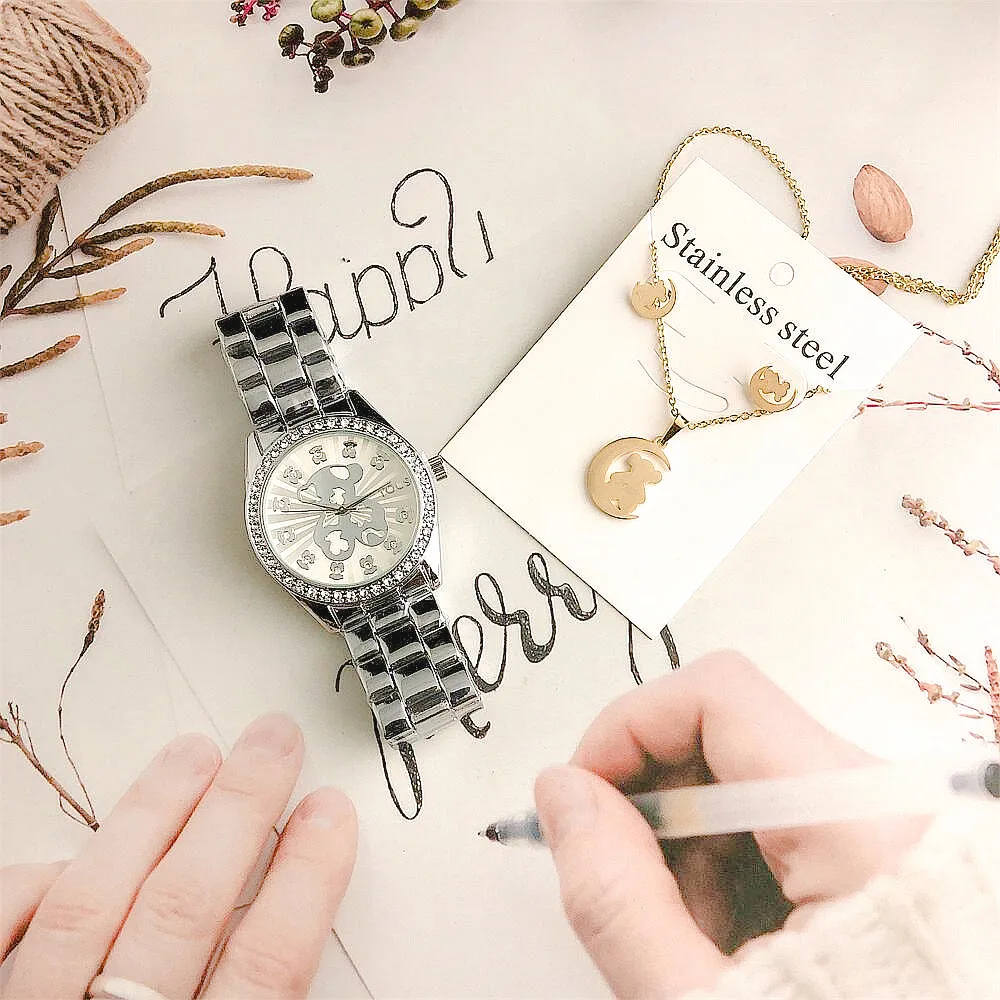 Original stock watch factory custom watches designers wristwatch relojes para parejas with bottom price watch gift sets women
Original stock watch factory custom watches designers wristwatch relojes para parejas with bottom price watch gift sets women