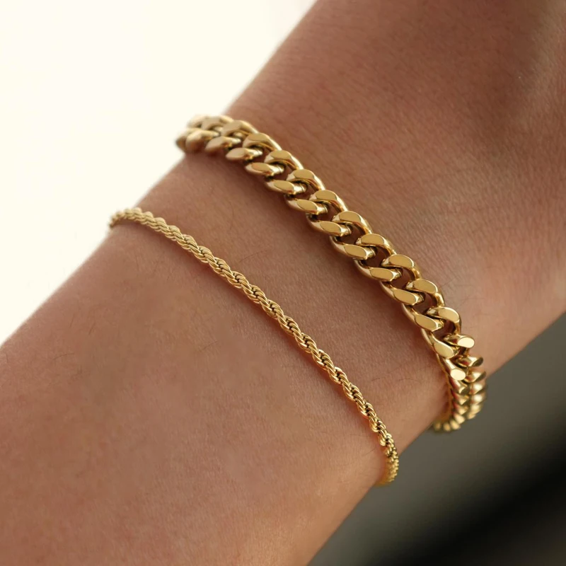 Stainless Steel 18k Gold Plated Twisted Rose Chain Bracelet Curb Chain Bracelet Women Fashion Jewelry
Stainless Steel 18k Gold Plated Twisted Rose Chain Bracelet Curb Chain Bracelet Women Fashion Jewelry