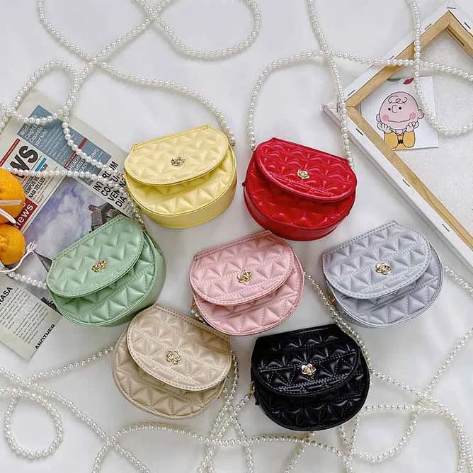 Wholesale flower accessories girl cross-body bag single shoulder bag coin purse with pearl chain, 7 colors
Wholesale flower accessories girl cross-body bag single shoulder bag coin purse with pearl chain, 7 colors
