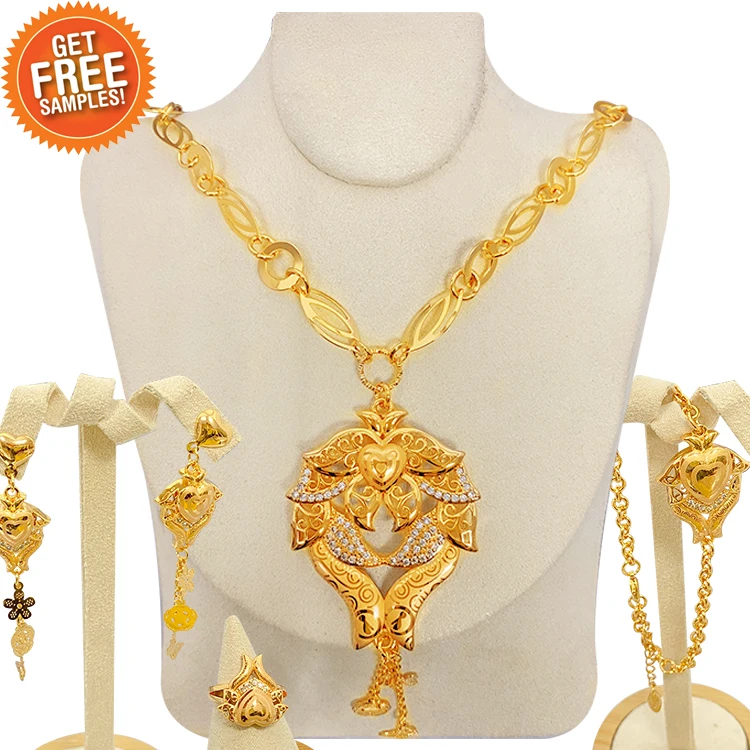 Wholesale Elegant 24K dubai Gold Plated Earring Pendant Jewelry Sets China Zimas 4piece in one jewelry set for women, Gold color
Wholesale Elegant 24K dubai Gold Plated Earring Pendant Jewelry Sets China Zimas 4piece in one jewelry set for women, Gold color