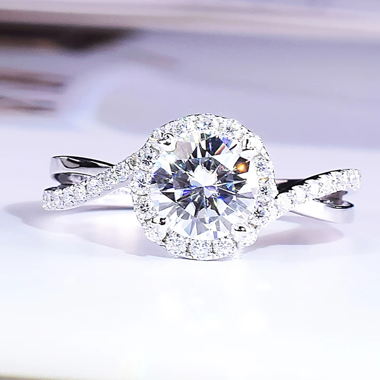 High Quality Affordable 18K Real White Gold Women Jewelry 1.5ct Moissanite Diamond Engagement Wedding Rings
High Quality Affordable 18K Real White Gold Women Jewelry 1.5ct Moissanite Diamond Engagement Wedding Rings