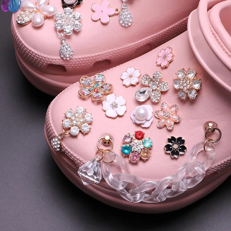 Color Of New Buckles Flower Custom Plastic Acrylic Accessories Shoe Charms Shoes Charm
Color Of New Buckles Flower Custom Plastic Acrylic Accessories Shoe Charms Shoes Charm