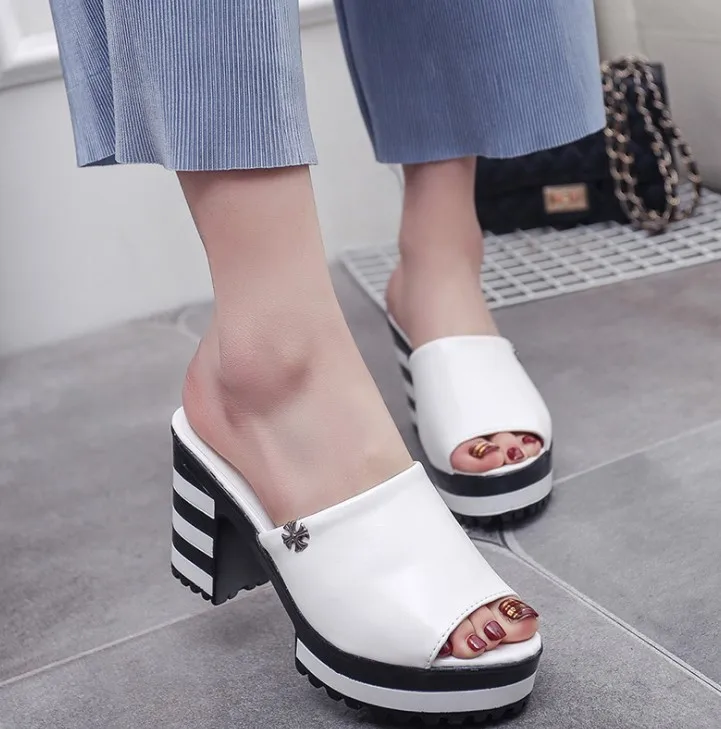 hb10120a 2020 New summer slippers for ladies muffin platform high heel slippers, White, black
hb10120a 2020 New summer slippers for ladies muffin platform high heel slippers, White, black