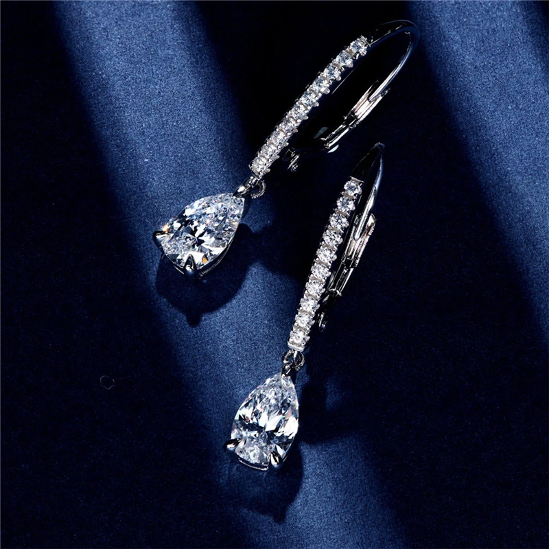 Aimgal Simple S925 silver gold plated diamond stud drop cut 80 point lmitate diamond earring
Aimgal Simple S925 silver gold plated diamond stud drop cut 80 point lmitate diamond earring