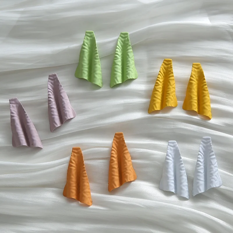 JUHU Zinc Alloy Strange Shape Fashionable Colorful Clay Texture Stud Earring For Women Popular Party Jewelry Wholesale 
JUHU Zinc Alloy Strange Shape Fashionable Colorful Clay Texture Stud Earring For Women Popular Party Jewelry Wholesale