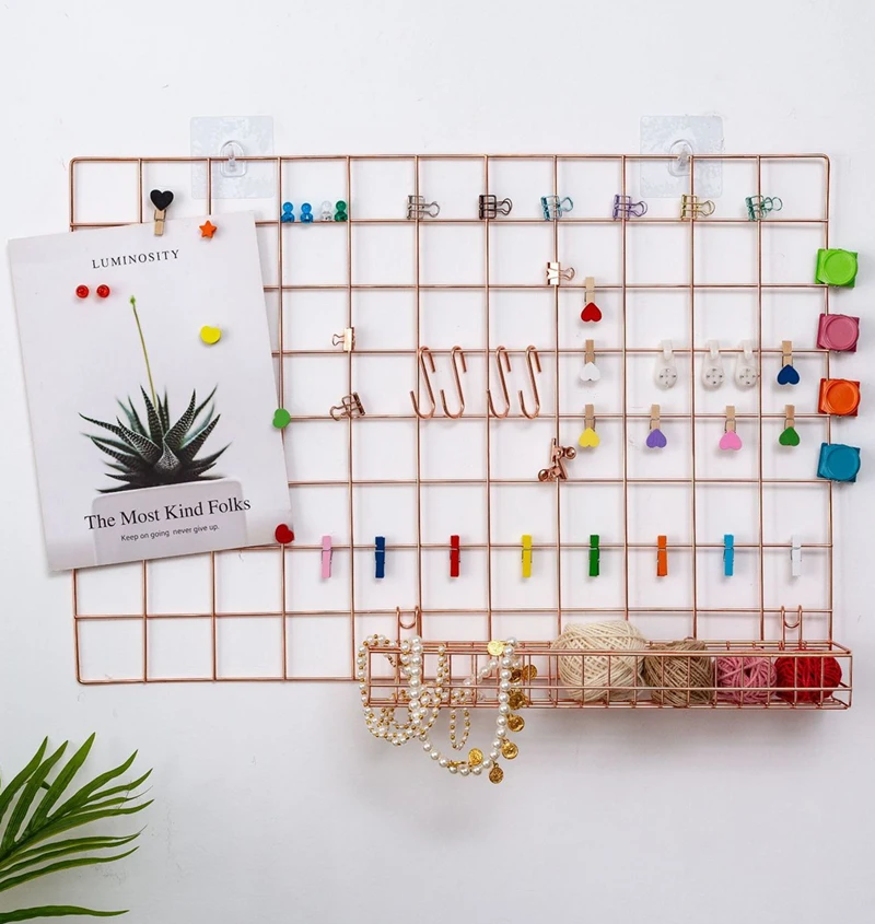 Rose gold grid ironwork photo wall shelving room bedroom living room popular grid photo wall golden barbed wire iron wall decor, Gold, rose gold
Rose gold grid ironwork photo wall shelving room bedroom living room popular grid photo wall golden barbed wire iron wall decor, Gold, rose gold