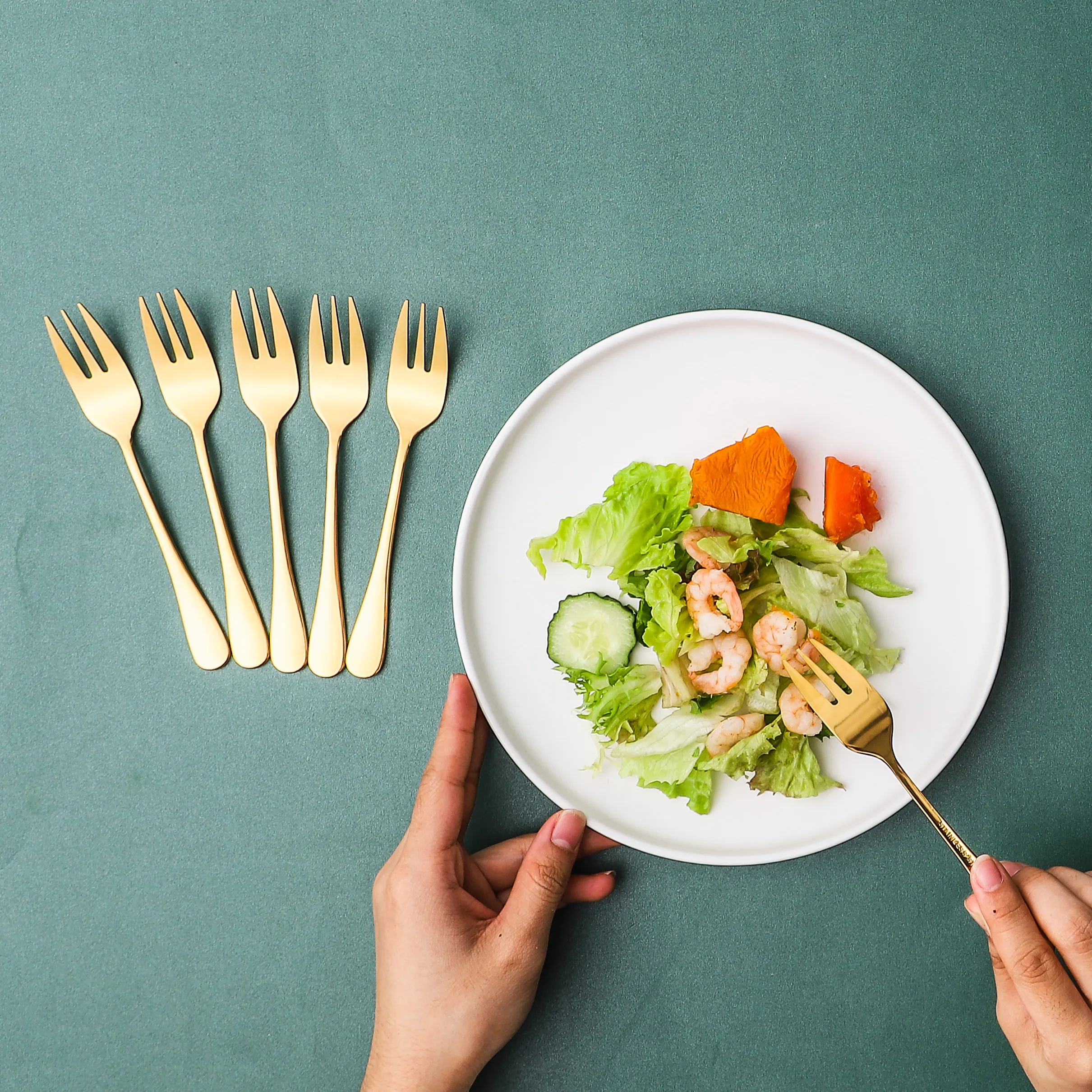 Hot top best seller amazon 2021 portable stainless steel gold plated tea fruit forks set, Customized
Hot top best seller amazon 2021 portable stainless steel gold plated tea fruit forks set, Customized