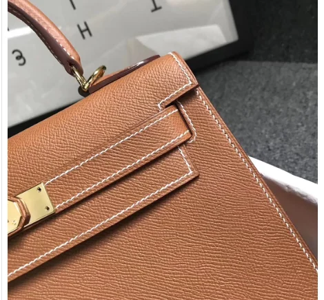 The highest quality ladies luxury fashion shoulder bag 100% leather brand famous ladies handbags all handmade free shipping
The highest quality ladies luxury fashion shoulder bag 100% leather brand famous ladies handbags all handmade free shipping