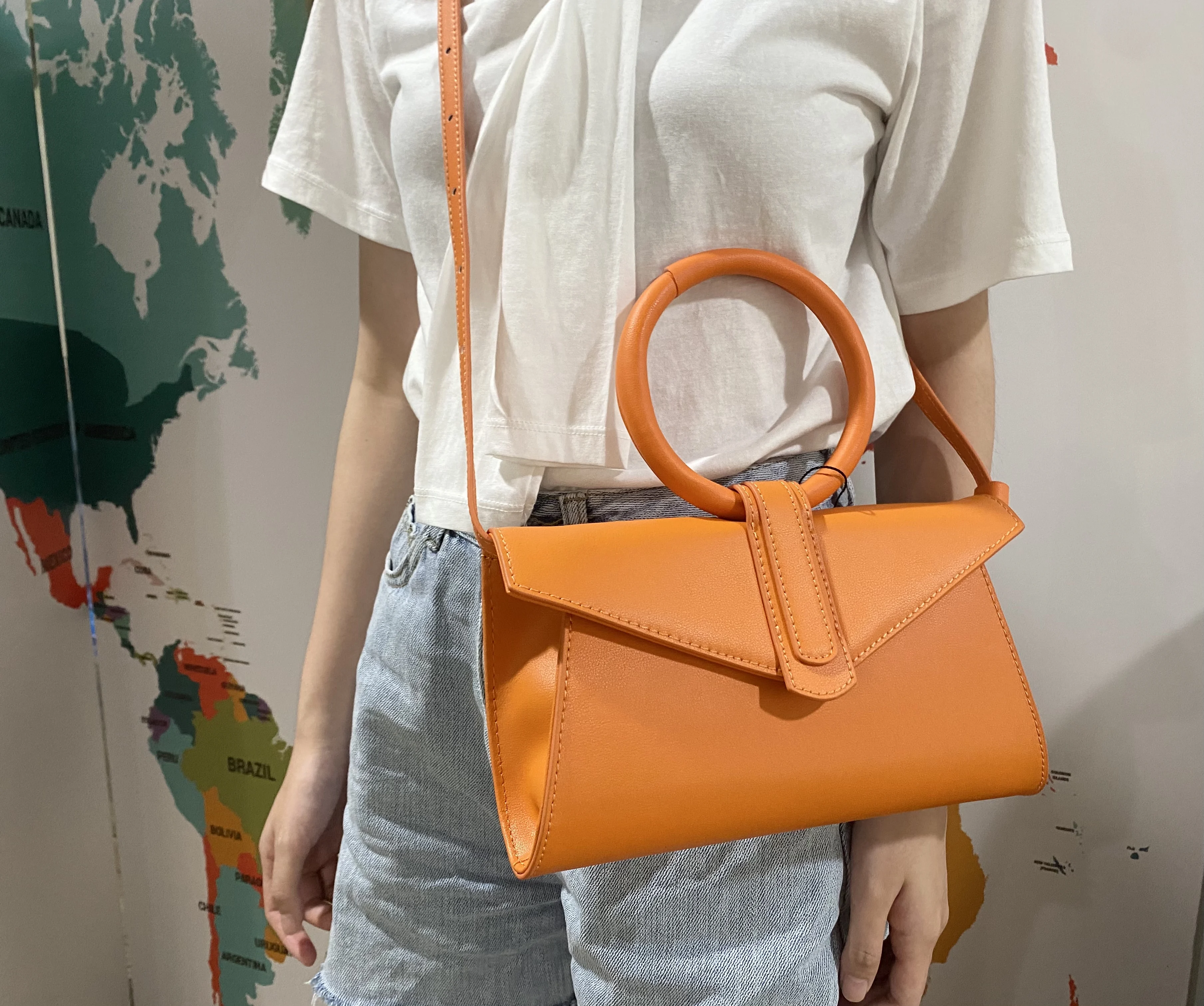 2021 New Luxury Fashionable Crossbody Bag Genuine Leather Casual Shoulder Handbags, Blue, orange, white, yellow
2021 New Luxury Fashionable Crossbody Bag Genuine Leather Casual Shoulder Handbags, Blue, orange, white, yellow
