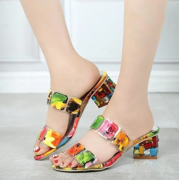 New Rhinestone Thick With A Word Color Candy Color With Fashion Shoes Sandals And Slippers
New Rhinestone Thick With A Word Color Candy Color With Fashion Shoes Sandals And Slippers