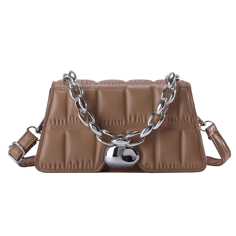 2021 fashion mobile phone bag embroidered thread square Korean design PU woman messenger bag handbag
2021 fashion mobile phone bag embroidered thread square Korean design PU woman messenger bag handbag