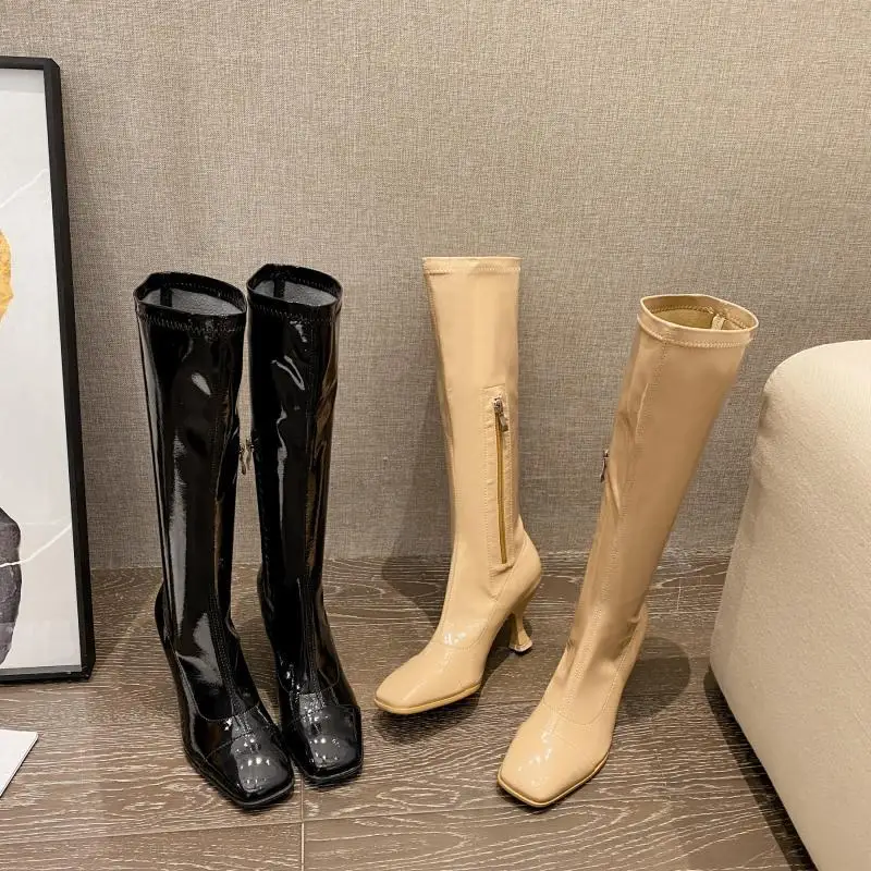 Women Long Cup Thin High Heels Boots 2021 New Patent Leather Square Toe Knee-high Boots Zipper Ladies Pumps with Velvet Size 40
Women Long Cup Thin High Heels Boots 2021 New Patent Leather Square Toe Knee-high Boots Zipper Ladies Pumps with Velvet Size 40