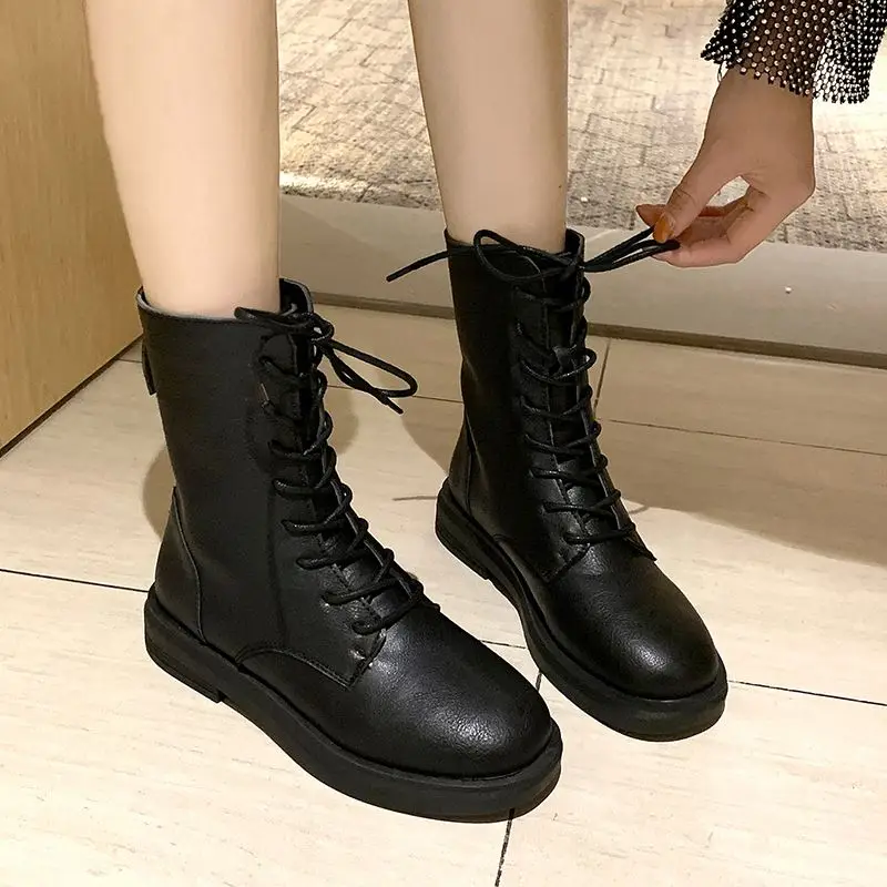 2020 New Factory Direct Stitching Round Head Boots Woman Fashion Warm Winter Martin Comfortable Fur Boots For Women, Black/brown
2020 New Factory Direct Stitching Round Head Boots Woman Fashion Warm Winter Martin Comfortable Fur Boots For Women, Black/brown