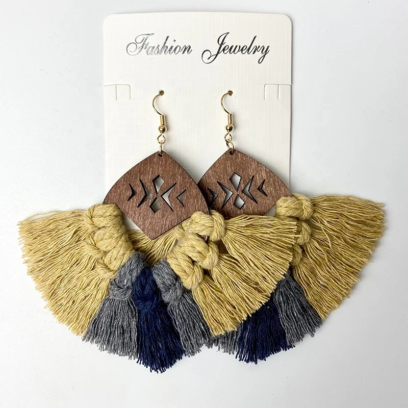Bohemian Tassel Earrings for Women Ethnic Wood Handmade Cotton Fringed Macrame Earrings Wedding Jewelry Party Gift Accessories
Bohemian Tassel Earrings for Women Ethnic Wood Handmade Cotton Fringed Macrame Earrings Wedding Jewelry Party Gift Accessories
