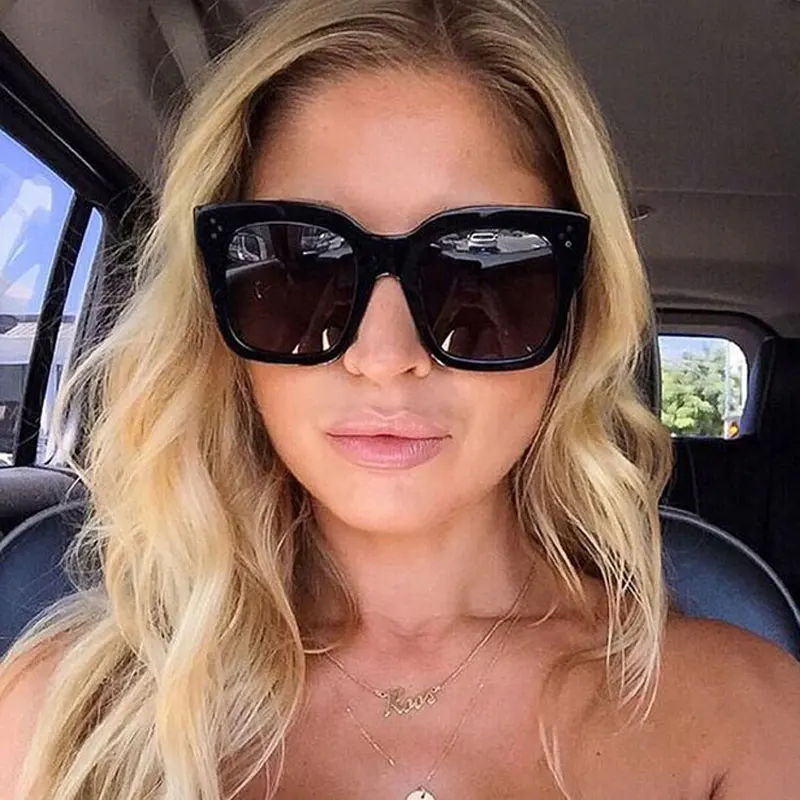 Luxury Square Sunglasses Women Brand Designer Retro Big Frame Sun Glasses Vintage Gradient Female Oculos Feminino UV400
Luxury Square Sunglasses Women Brand Designer Retro Big Frame Sun Glasses Vintage Gradient Female Oculos Feminino UV400