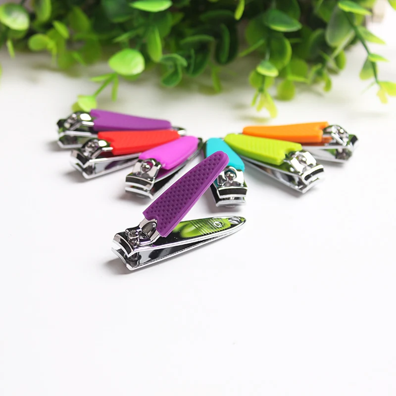 Hot Sale Anti-slip Silicone Handle 5.5 cm Carbon Steel Nail Clippers, Customer's requirements
Hot Sale Anti-slip Silicone Handle 5.5 cm Carbon Steel Nail Clippers, Customer's requirements