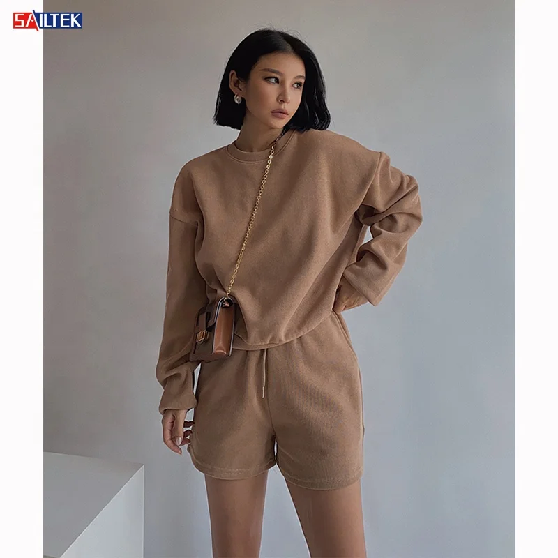 2020 high quality summer wholesale custom cotton shorts set women crew neck hoodie casual shorts sets for women two piece, Custom color
2020 high quality summer wholesale custom cotton shorts set women crew neck hoodie casual shorts sets for women two piece, Custom color