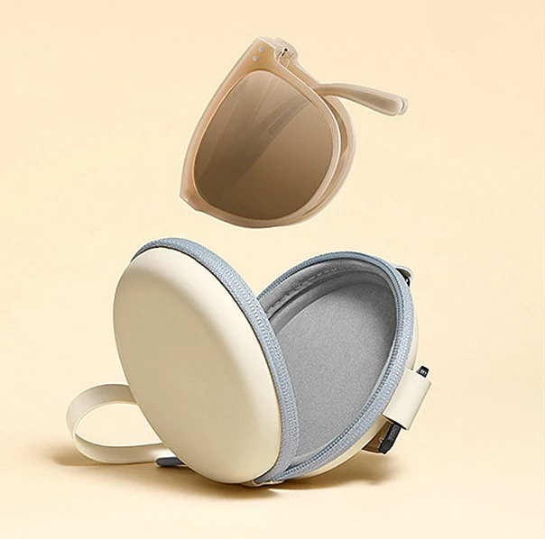 2021 new fashion style woman sunglasses trendy square frame foldable sun glasses custom logo folding sunglasses
2021 new fashion style woman sunglasses trendy square frame foldable sun glasses custom logo folding sunglasses