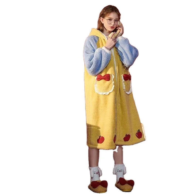 Snow princess autumn and winter coral fleece nightgown with fleece and thickening is comfortable and can be worn outside
Snow princess autumn and winter coral fleece nightgown with fleece and thickening is comfortable and can be worn outside