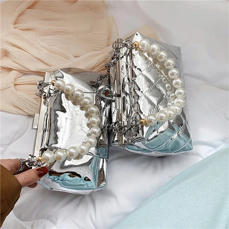 Women's Pearl Handle Evening Bag Silver Small Purse Clutch with Crossbody Chain Strap, As picture
Women's Pearl Handle Evening Bag Silver Small Purse Clutch with Crossbody Chain Strap, As picture