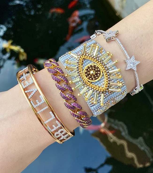 European and American twisted copper micro diamonds Turkish Miyuki eye bracelet blessing shiny bracelet, Picture shows
European and American twisted copper micro diamonds Turkish Miyuki eye bracelet blessing shiny bracelet, Picture shows