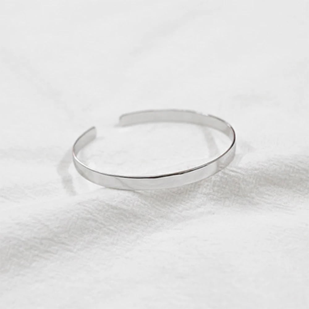 minimalistic silver 925 simple adjustable smooth open wide cuff bracelet, Silver color
minimalistic silver 925 simple adjustable smooth open wide cuff bracelet, Silver color