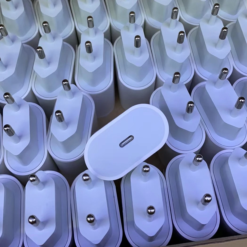 20w Fast charging for iphone 18w 20w PD charger with cable Wholesale Price Charger, White
20w Fast charging for iphone 18w 20w PD charger with cable Wholesale Price Charger, White