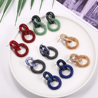 European and American fashion exaggerated acrylic chain circle earrings wild mesh earrings round color earrings women
European and American fashion exaggerated acrylic chain circle earrings wild mesh earrings round color earrings women