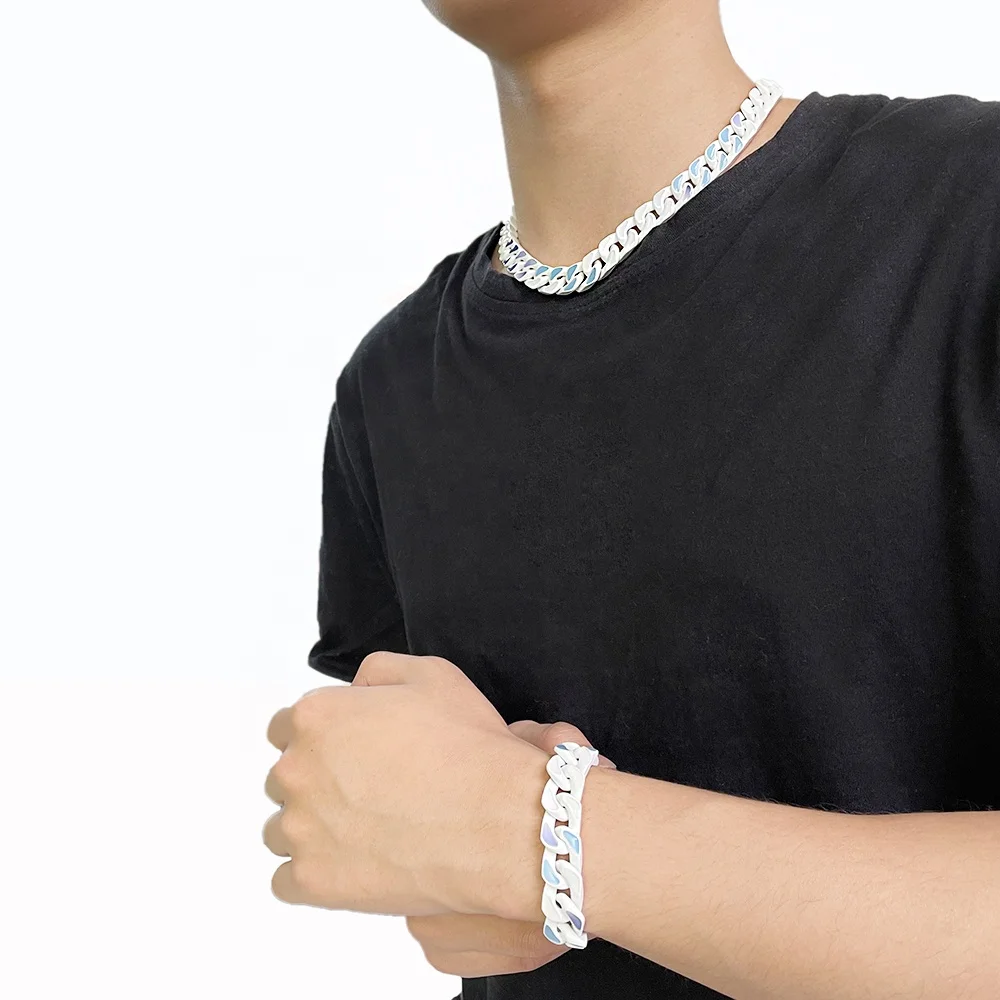 VEROMCA Hip Hop Necklace Cuban Chain Stitching Color Necklace Fashion Europe and America, Silver color
VEROMCA Hip Hop Necklace Cuban Chain Stitching Color Necklace Fashion Europe and America, Silver color