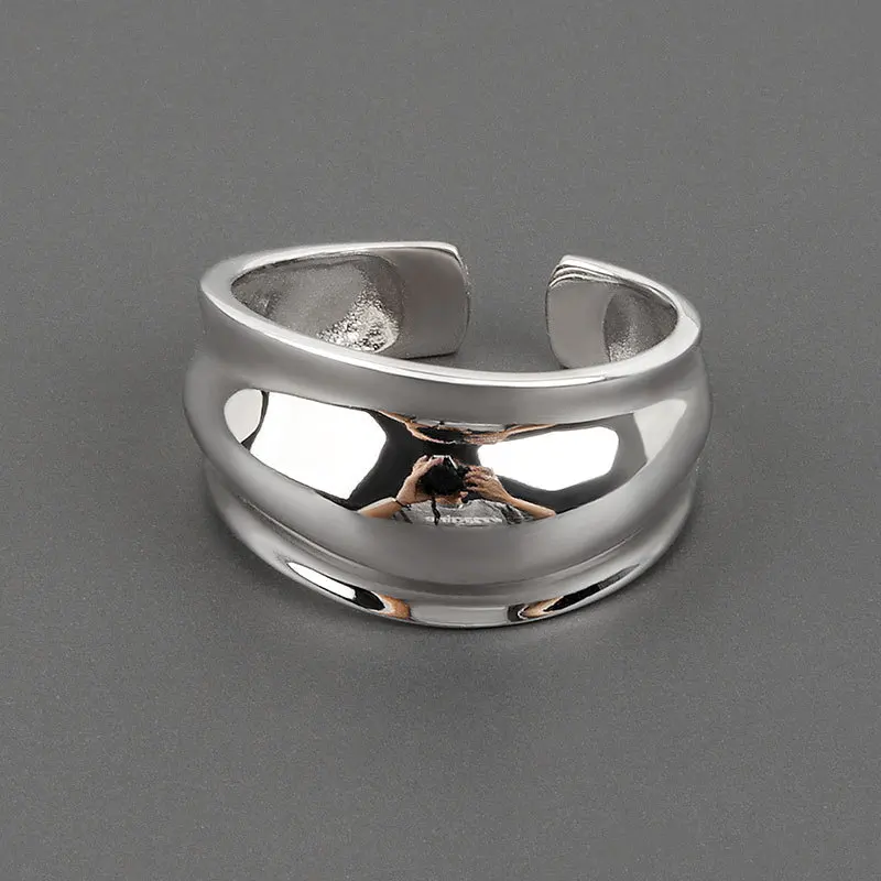 Hot Sale Design S925 Plated Geometric Thick Rings High Polished Textured Open Rings For Women Fashion Jewelry
Hot Sale Design S925 Plated Geometric Thick Rings High Polished Textured Open Rings For Women Fashion Jewelry