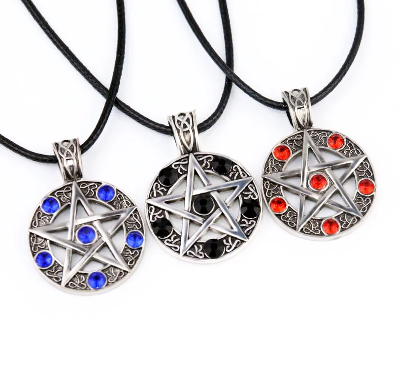 European and American jewelry Satan logo five-pointed star diamond fashion jewelry pendant necklace
European and American jewelry Satan logo five-pointed star diamond fashion jewelry pendant necklace