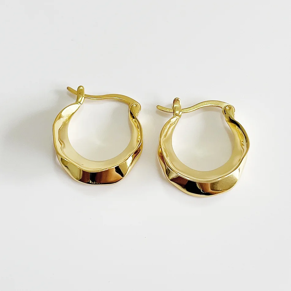 925 Sterling Silver minimalist irregular Hoop Earrings Gold plated Earrings for Women elegant Earrings Hoops Wholesale
925 Sterling Silver minimalist irregular Hoop Earrings Gold plated Earrings for Women elegant Earrings Hoops Wholesale