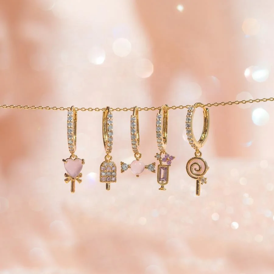 2021 INS New Cute Ice Cream Candy Earring Pink Candy Lollipop Fruit Gold Plated Zircon Hoop Earrings For Women Girl Jewelry
2021 INS New Cute Ice Cream Candy Earring Pink Candy Lollipop Fruit Gold Plated Zircon Hoop Earrings For Women Girl Jewelry