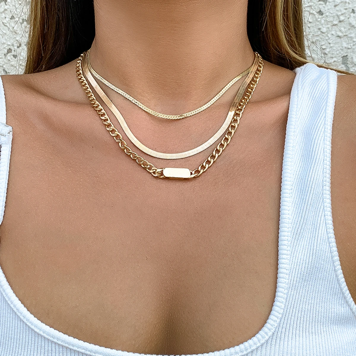 SHIXIN Classic Multi Layer Flat Snake Chain Necklace Statement Choker Necklace Gold Silver Luxury Necklaces for Women
SHIXIN Classic Multi Layer Flat Snake Chain Necklace Statement Choker Necklace Gold Silver Luxury Necklaces for Women