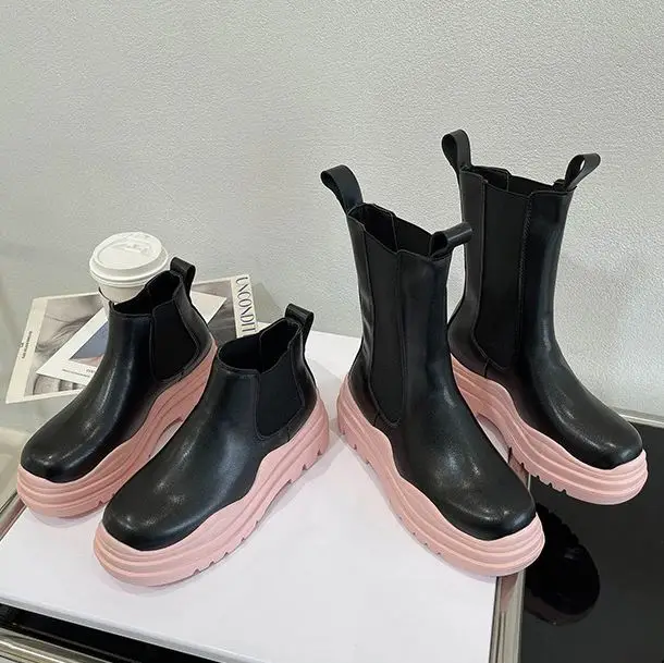 New Trend Wholesale Women Luxury High Top Heel wood sole Custom Genuine Leather Rain Shoes Work Ankle Chunky Chelsea Boot Woman, Customized color
New Trend Wholesale Women Luxury High Top Heel wood sole Custom Genuine Leather Rain Shoes Work Ankle Chunky Chelsea Boot Woman, Customized color