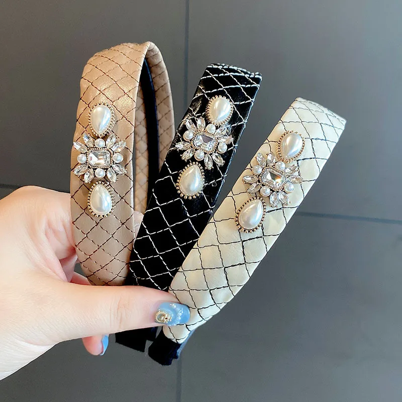 New retro rhinestone headband simple and versatile headband fashionable and luxurious hair accessories for women, Colorful
New retro rhinestone headband simple and versatile headband fashionable and luxurious hair accessories for women, Colorful