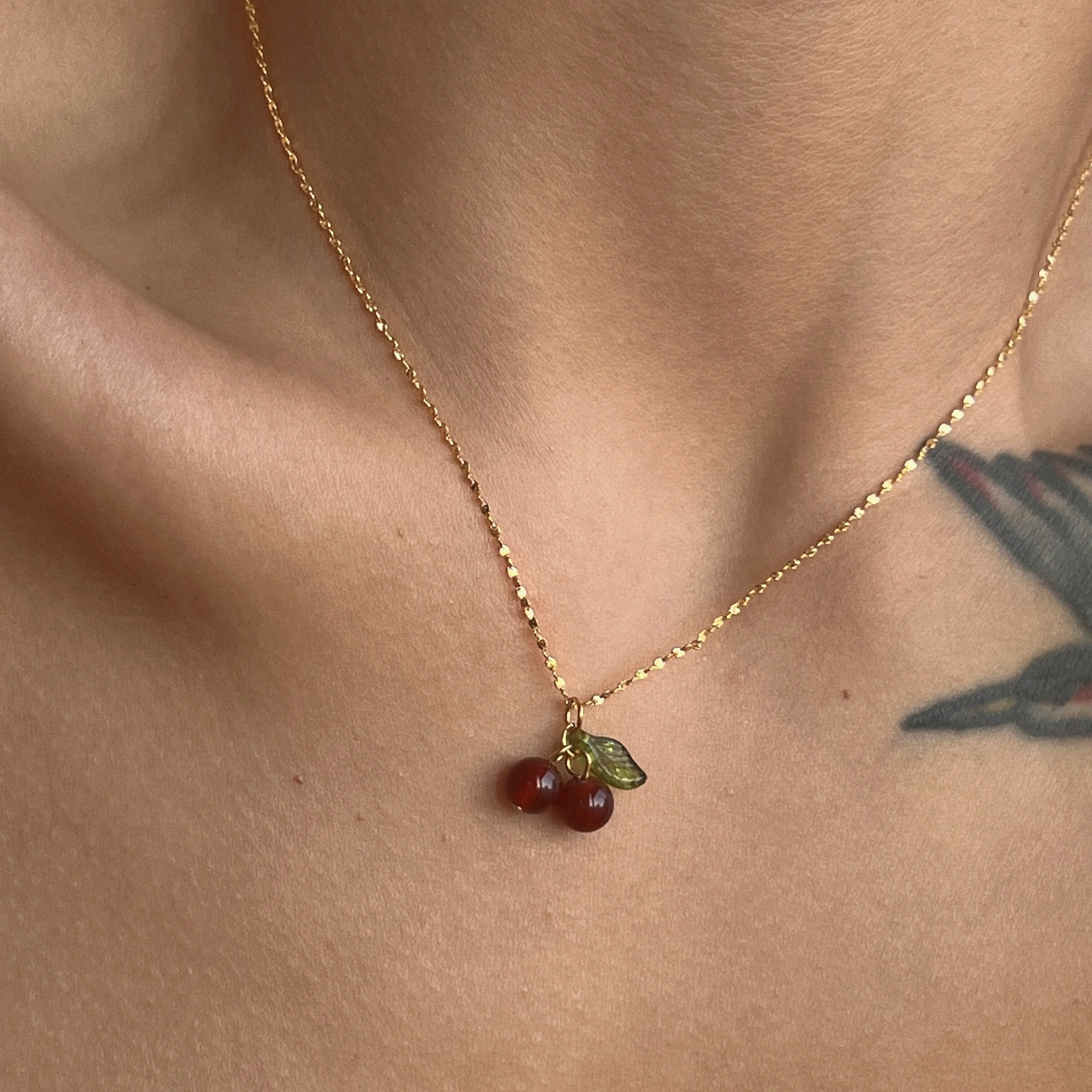 2022 Dazan New Ins 18k Gold Plated Tarnish Free Stainless Steel Cute Cherry Pendant Necklace waterproof jewelry for women
2022 Dazan New Ins 18k Gold Plated Tarnish Free Stainless Steel Cute Cherry Pendant Necklace waterproof jewelry for women