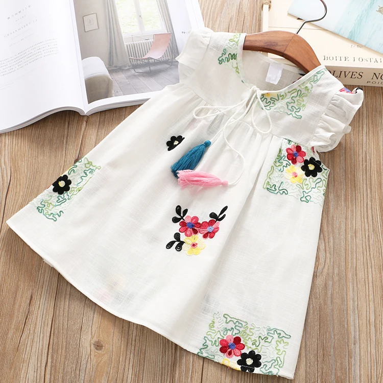 high quality cotton linen embroidery summer sleeveless baby girls daily one piece dresses children clothes, White
high quality cotton linen embroidery summer sleeveless baby girls daily one piece dresses children clothes, White