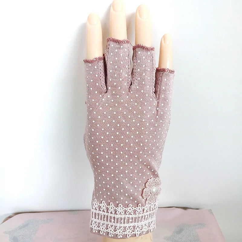 Driving And Biking Female Full Finger Sunscreen Long Ladies Summer Lace Thin Sleeve Long Sleeve Arm Sleeve
Driving And Biking Female Full Finger Sunscreen Long Ladies Summer Lace Thin Sleeve Long Sleeve Arm Sleeve