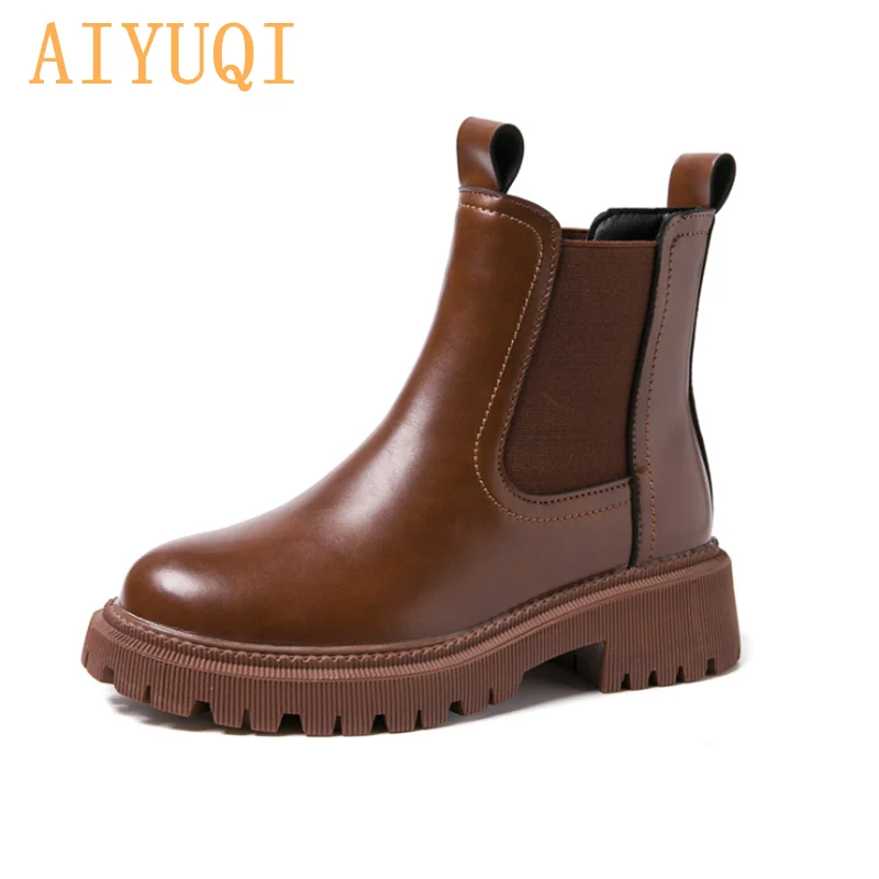 Women's Chelsea Boots Genuine Leather Autumn Winter Fashion Women's Ankle Boot Retro Martin Boots Ladies
Women's Chelsea Boots Genuine Leather Autumn Winter Fashion Women's Ankle Boot Retro Martin Boots Ladies